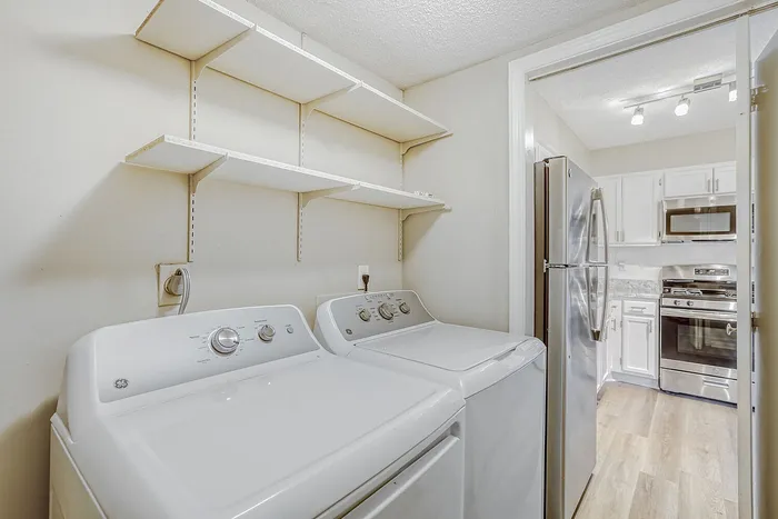 B2 Classic - 2 Bed 2.5 Bath