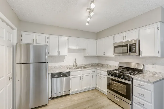 C1 Classic - 3 Bed 2.5 Bath