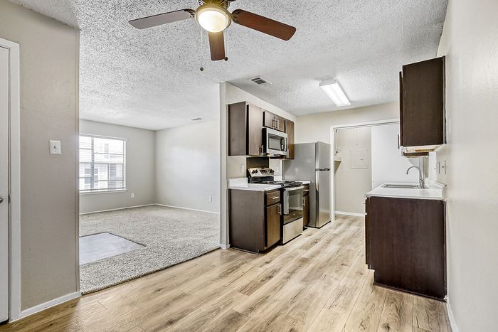 C1 Classic - 3 Bed 2 Bath