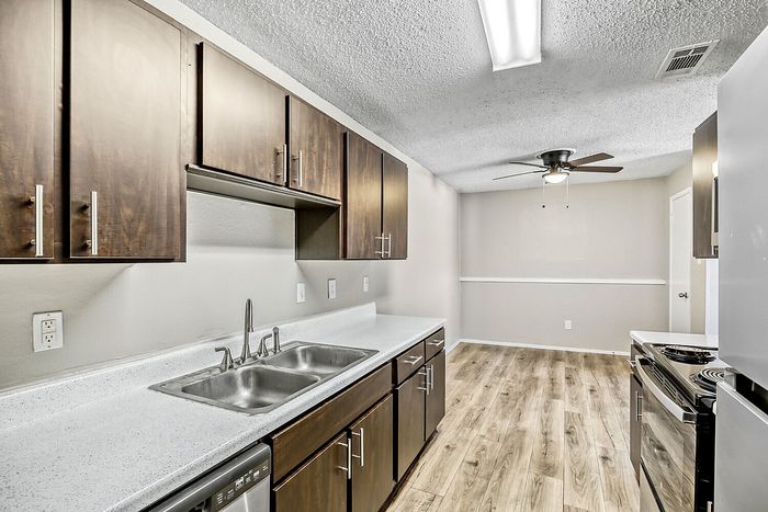 C1 Classic - 3 Bed 2 Bath