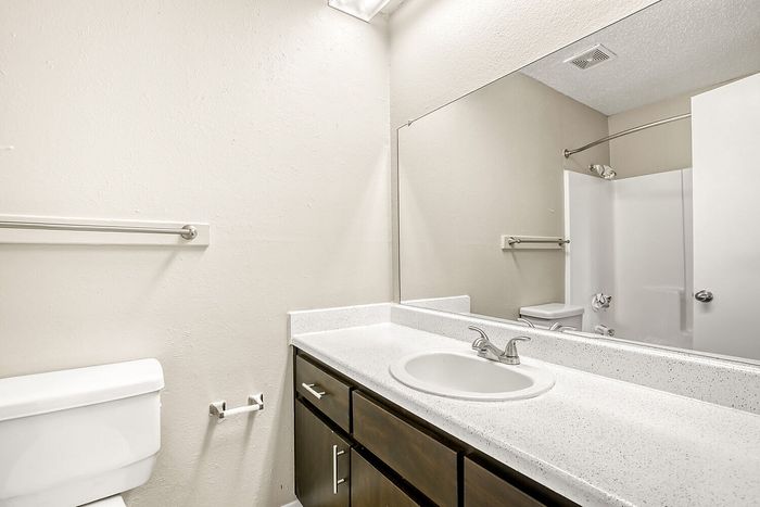 C1 Classic - 3 Bed 2 Bath