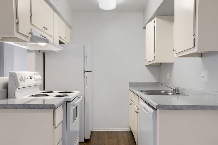 B1 Bronze - 2 Bed 2 Bath