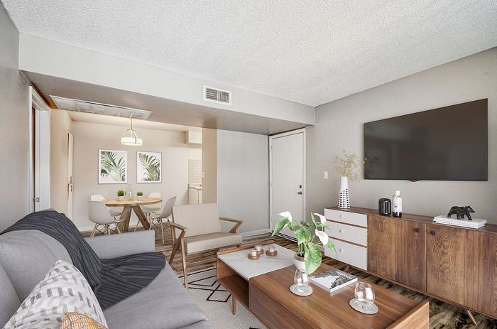 A1 Silver - 1 Bed 1 Bath
