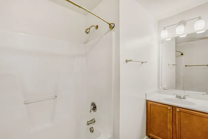 B4 Classic - 2 Bed 2 Bath