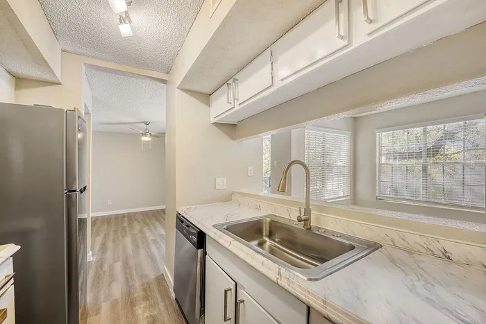 B2 Diamond - 2 Bed 2 Bath