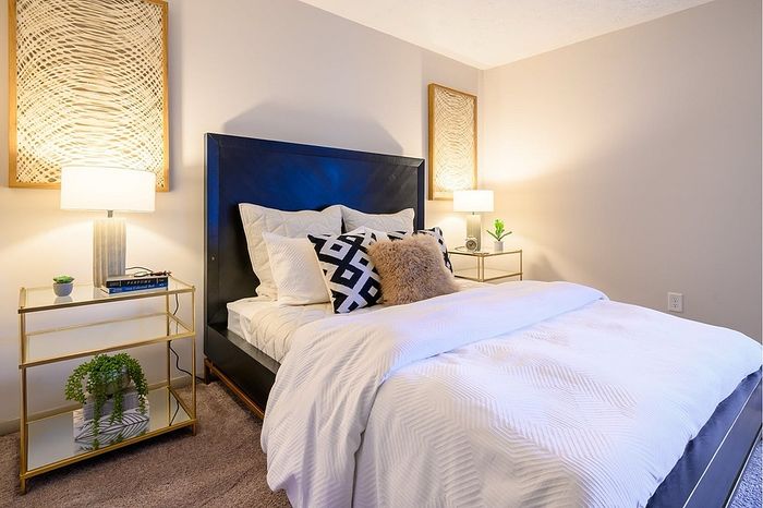 Rise Bluestone Interior