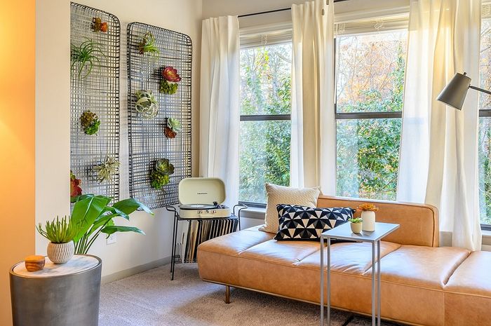 Rise Bluestone Interior