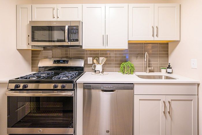 Rise Bluestone Interior