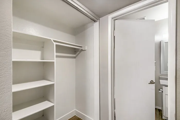 A1 Gold - 1 Bed 1 Bath