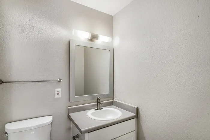 A1 Gold - 1 Bed 1 Bath