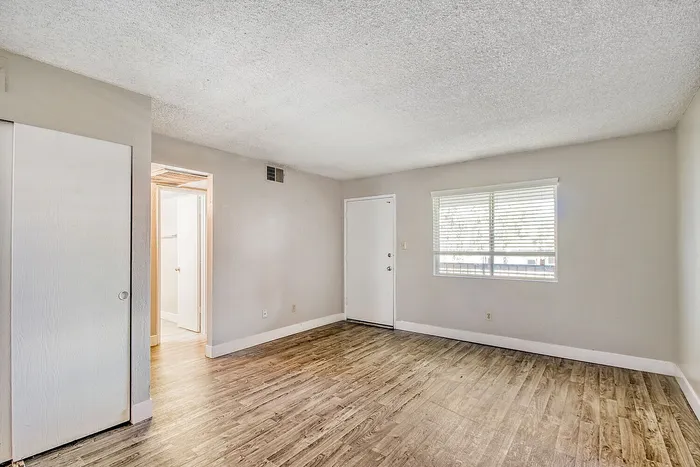 B1 Classic - 2 Bed 1 Bath