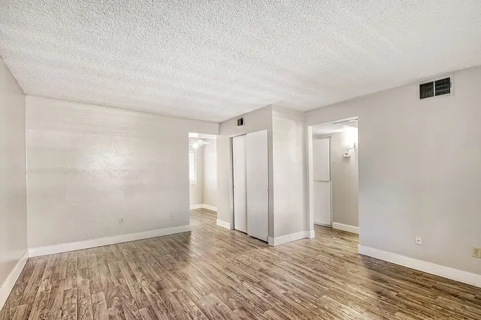 B1 Classic - 2 Bed 1 Bath