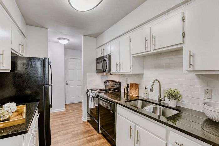 B2 Classic - 2 Bed 2 Bath