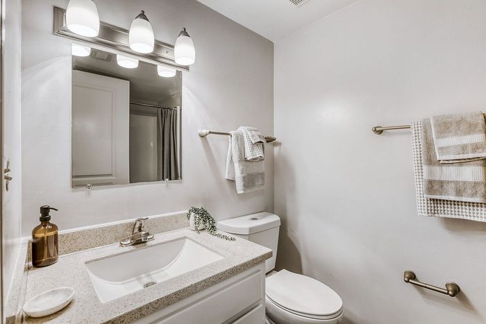 B2 Classic - 2 Bed 2 Bath