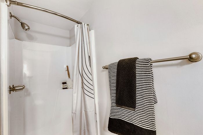 B2 Classic - 2 Bed 2 Bath