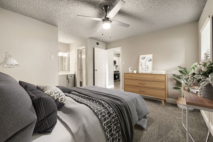 A1 Gold - 1 Bed 1 Bath