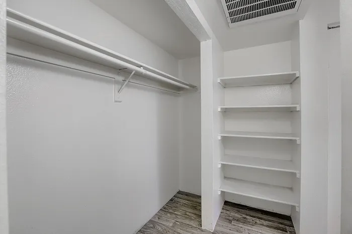 S1 Classic - Studio 1 Bath