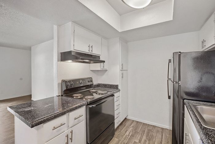 B1 Bronze - 2 Bed 2 Bath