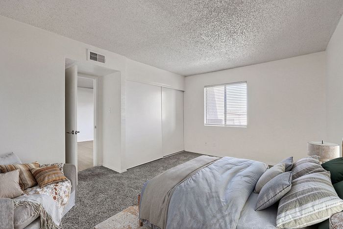 B1 Bronze - 2 Bed 2 Bath
