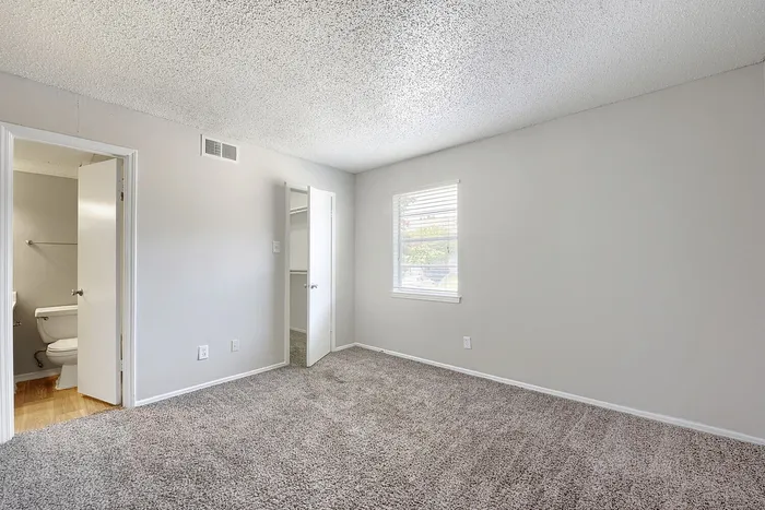 B1 Classic - 2 Bed 2 Bath