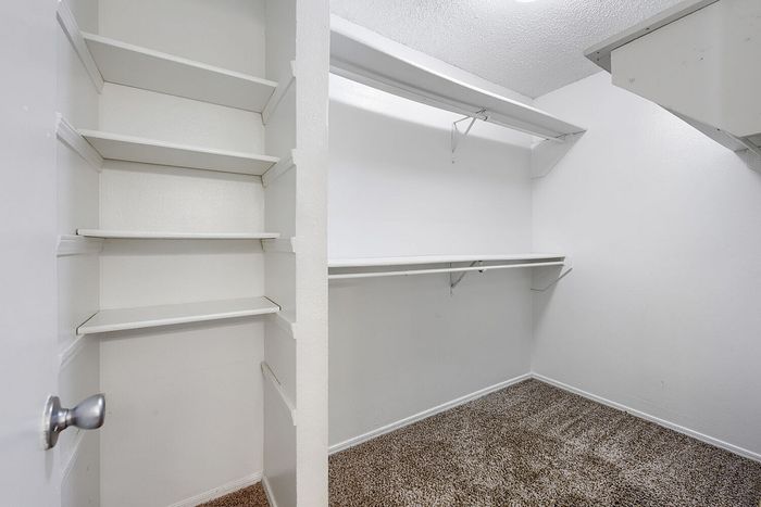 B1 Classic - 2 Bed 2 Bath