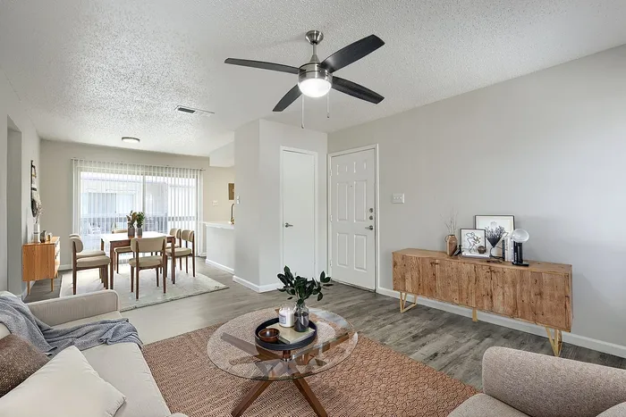 B2 Silver - 2 Bed 2 Bath