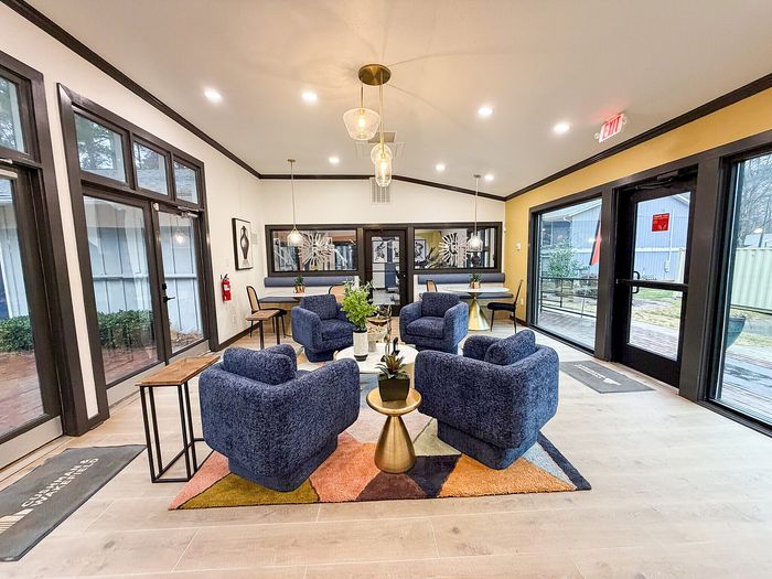Rise Silver Lake Amenities