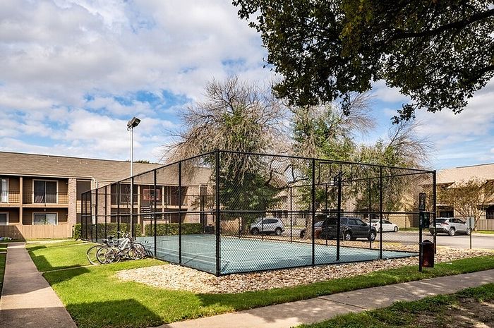 Ashford Costa Perla Swimming Pool