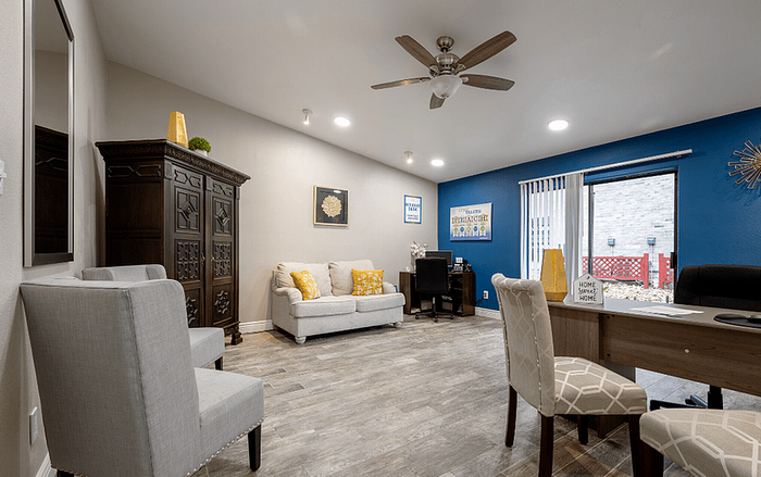 Ashford Costa Perla Interior