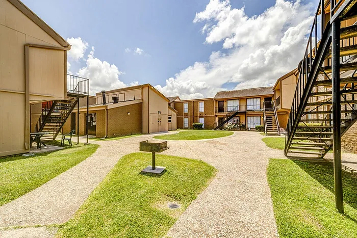 Ashford Casa Serena - Outside