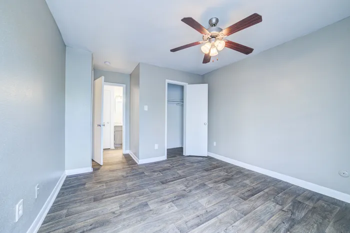 Ashford_Westchase_Room2