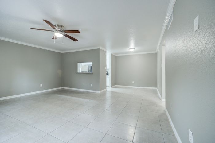 Ashford Santa Ana Interior15