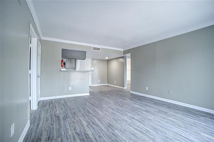 Ashford Santa Ana Interior17