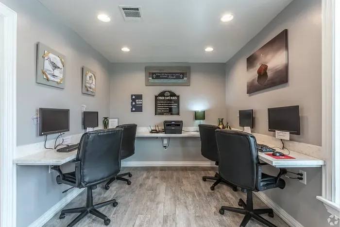 Ashford Santa Ana Cyber Cafe