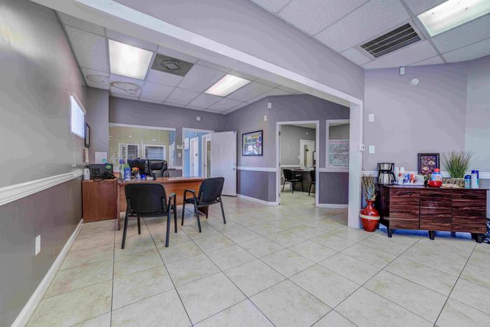 Ashford Santa Cruz Interior