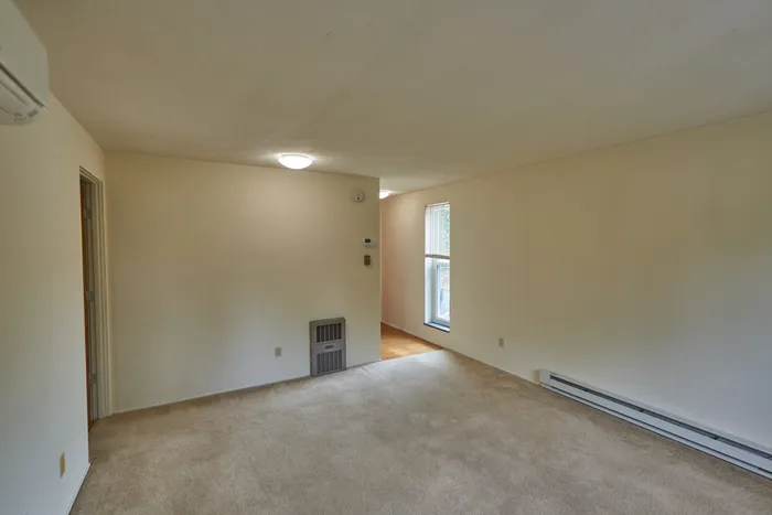 One Bedroom Family Room Entrance