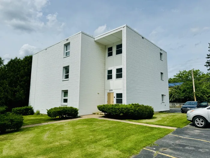 1215 S Allen Front