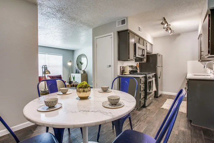 B1 - 2BD, 1BA - 930SF - Dining Room/Kitchen