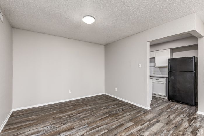 A1 - 1BD, 1BA - 735SF - Dining Room