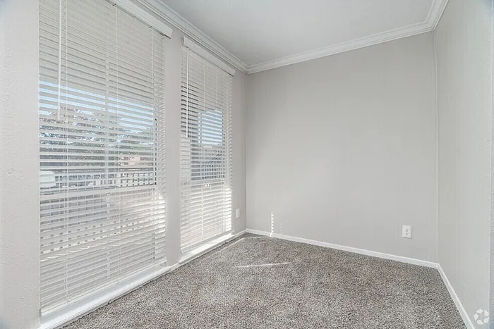 A1 - 1BD, 1BA - 625SF - Dining Room
