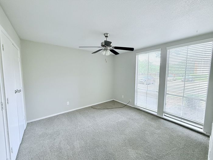 B1 - 2BD, 1BA - 894SF - Guest Bedroom