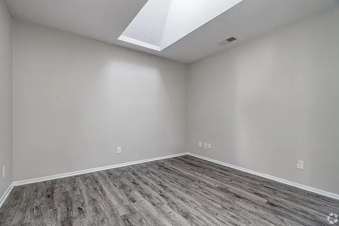 C2 - 2BD, 2BA - 1350SF - Den