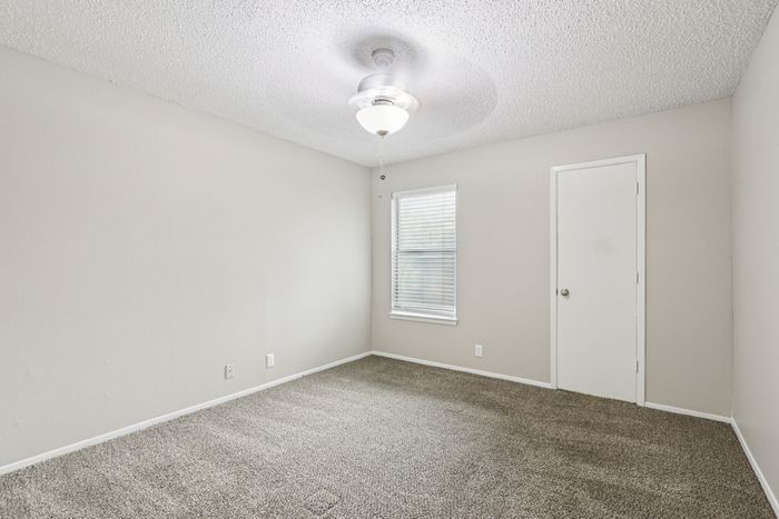 A1 - 1BD, 1BA - 707SF - Bedroom