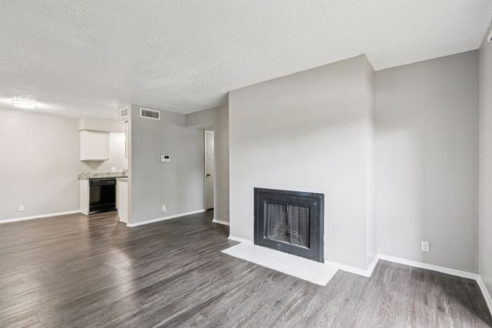 B1 - 2BD, 2BA - 920SF - Living Room