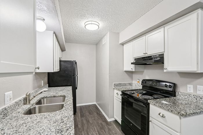 B1 - 2BD, 2BA - 920SF - Kitchen