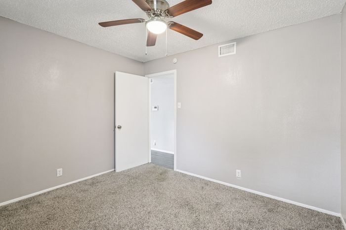 B1 - 2BD, 2BA - 920SF - Guest Bedroom