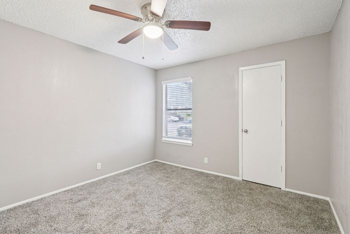B1 - 2BD, 2BA - 920SF - Guest Bedroom