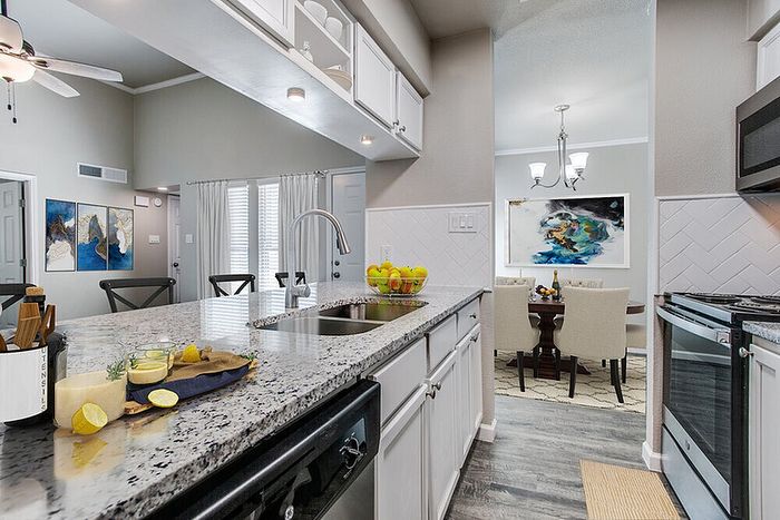 Kitchen 1