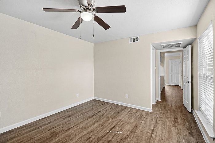 A1 - 1BD, 1BA - 650SF - Bedroom