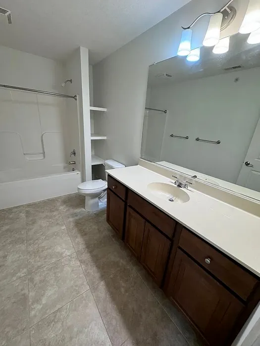 Bathroom with tub